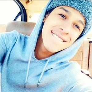 Meet your Posher, Anibal